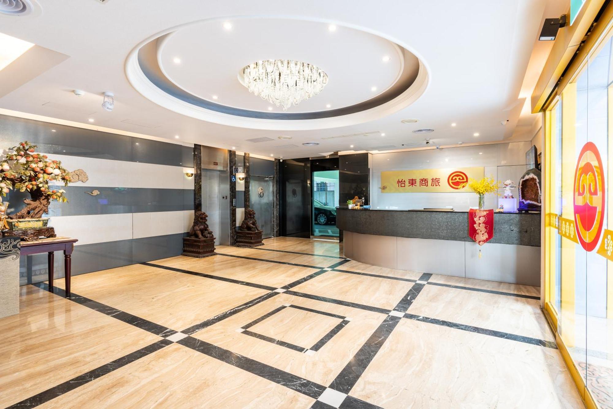 Etung Hotel Taichung Exterior photo