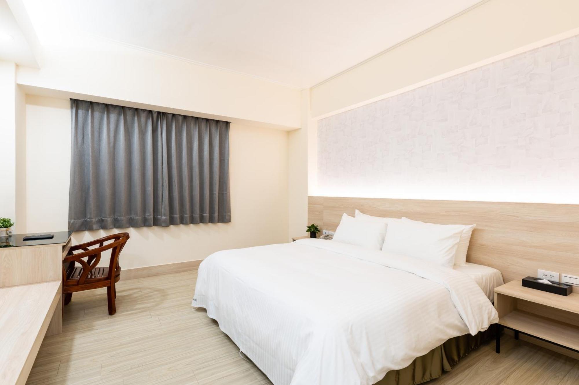 Etung Hotel Taichung Exterior photo